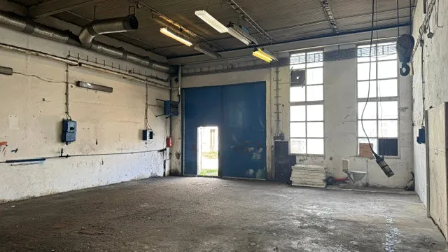 Pronájem výrobní haly, prostoru 110 m²